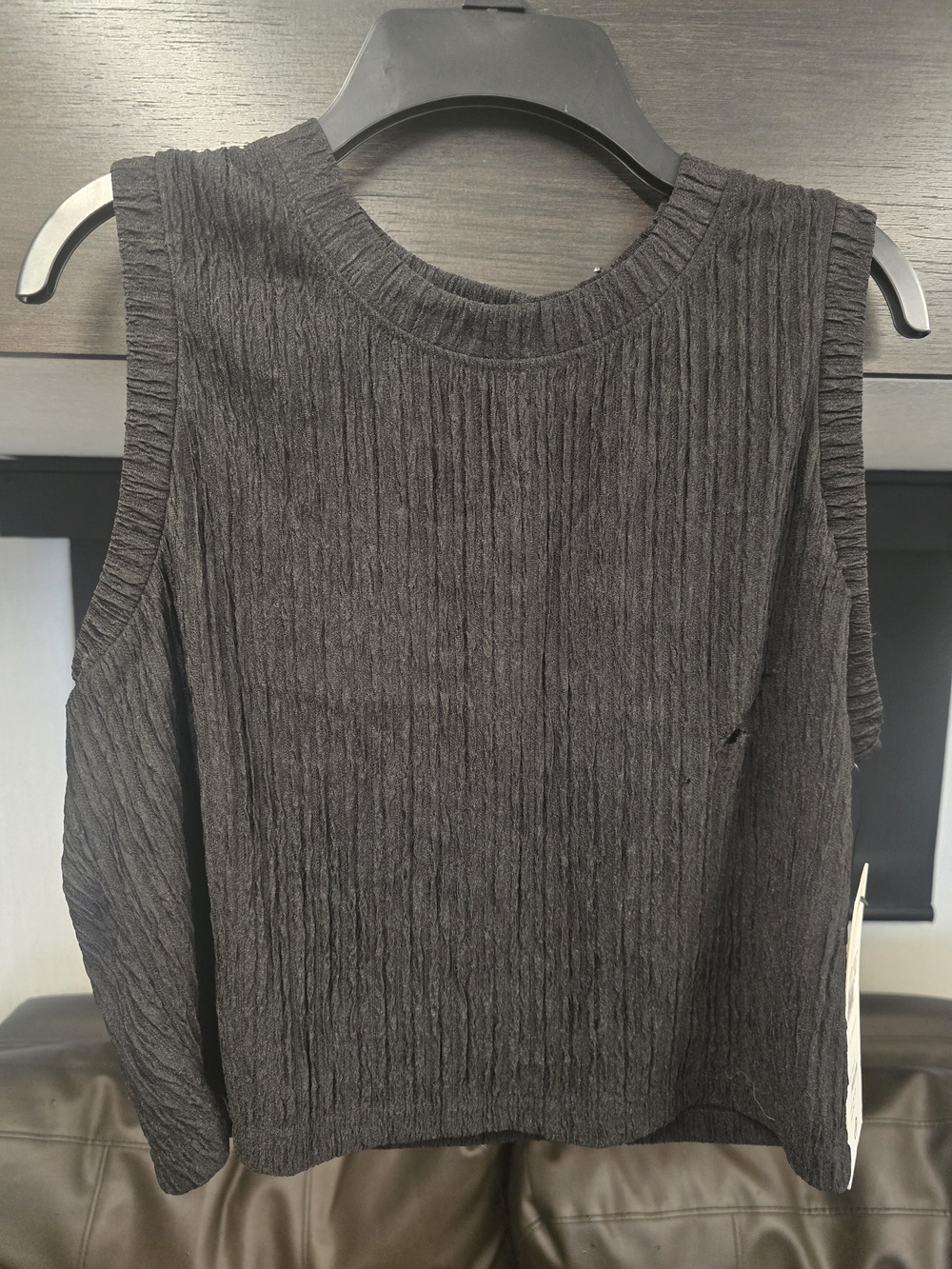 Textured Black Sleeveless Women's Tank Top